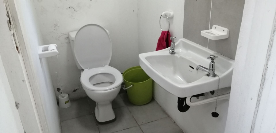 Commercial Property for Sale in Richmond Hill Eastern Cape